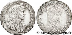 LOUIS XIV LE GRAND OU LE ROI SOLEIL Demi-écu au buste juvénile, 3e type 1668 Paris TTB+