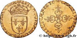 LOUIS XIII  Écu d or au soleil, à la croix anillée fleurdelisée 1630 Paris MBC