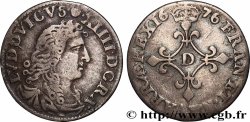 LOUIS XIV LE GRAND OU LE ROI SOLEIL Quatre sols à la croix formée de lis 1676 Vimy-en-Lyonnais (actuellement Neuville-sur-Saône)