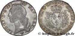 LOUIS XV DIT LE BIEN AIMÉ Écu aux branches d’olivier, tête ceinte d’un bandeau 1769 Bayonne TB+/TTB
