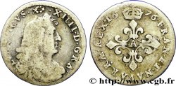 LOUIS XIV LE GRAND OU LE ROI SOLEIL Quatre sols à la croix formée de lis 1676 Paris