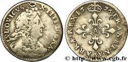LOUIS XIV LE GRAND OU LE ROI SOLEIL Quatre sols à la croix formée de lis 1676 Paris