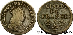 LOUIS XIV LE GRAND OU LE ROI SOLEIL Liard de cuivre, 2e type 1657 Corbeil TB