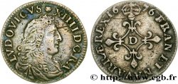 LOUIS XIV LE GRAND OU LE ROI SOLEIL Quatre sols à la croix formée de lis 1676 Vimy-en-Lyonnais (actuellement Neuville-sur-Saône)