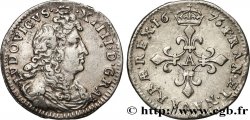 LOUIS XIV &nbsp;THE SUN KING&nbsp; Quatre sols à la croix formée de lis 1676 Paris XF