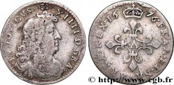 LOUIS XIV LE GRAND OU LE ROI SOLEIL Quatre sols à la croix formée de lis 1676 Paris