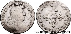 LOUIS XIV LE GRAND OU LE ROI SOLEIL Quatre sols à la croix formée de lis 1676 Paris